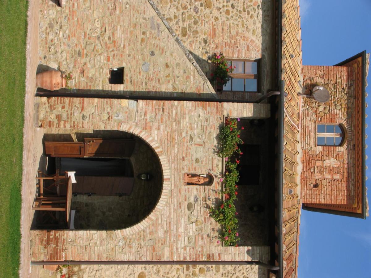 Agriturismo Ragoncino ไลยาติโค ภายนอก รูปภาพ