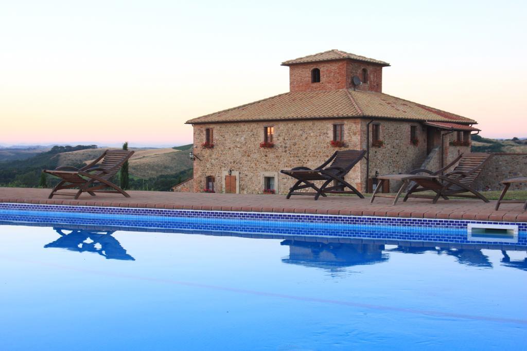 Agriturismo Ragoncino ไลยาติโค ภายนอก รูปภาพ