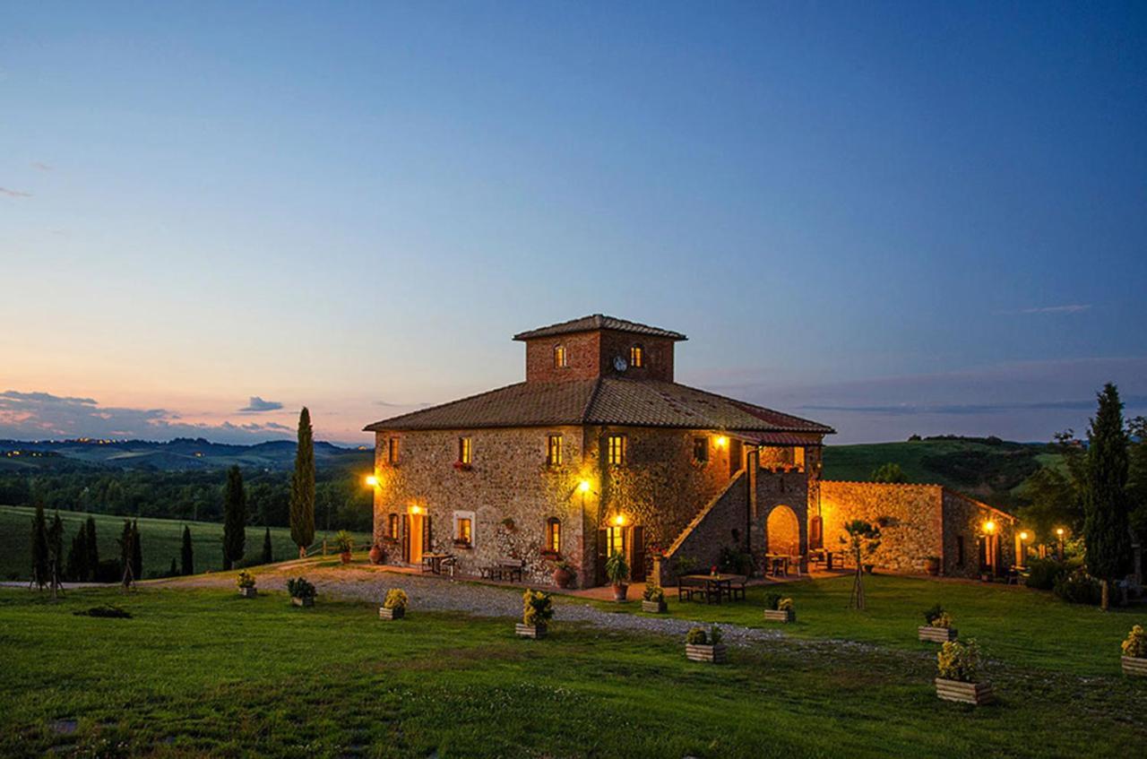 Agriturismo Ragoncino ไลยาติโค ภายนอก รูปภาพ